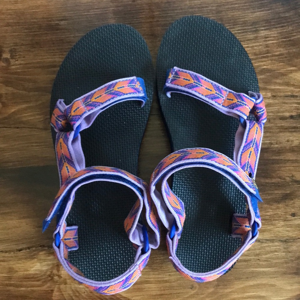 Teva platform sandal